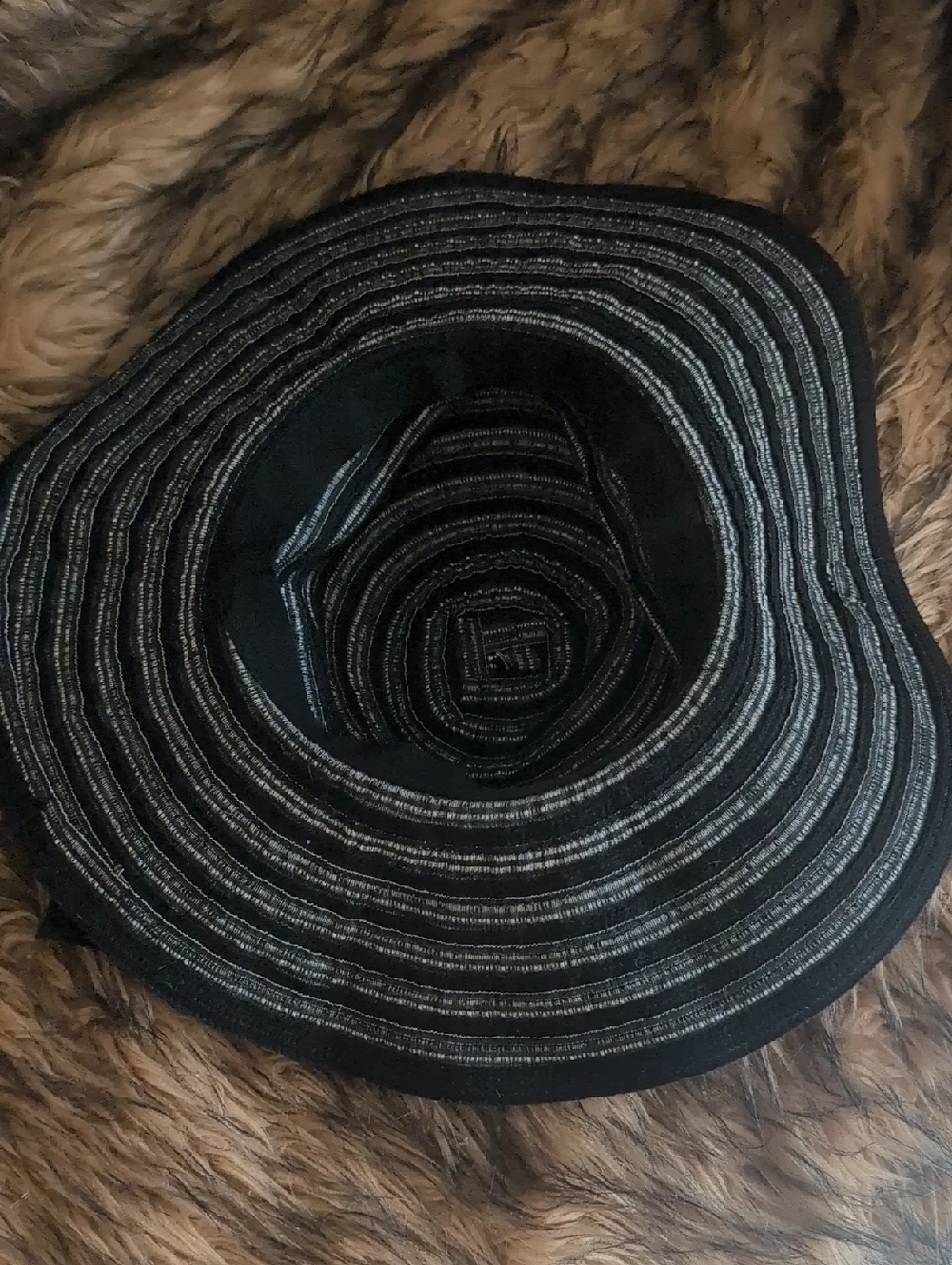 Vintage Wide Brim Floppy Straw Beach Hat - Picture 4 of 6